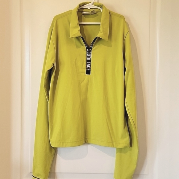 The North Face Tops - 🍃 The North Face womens top shirt Sz S/P
